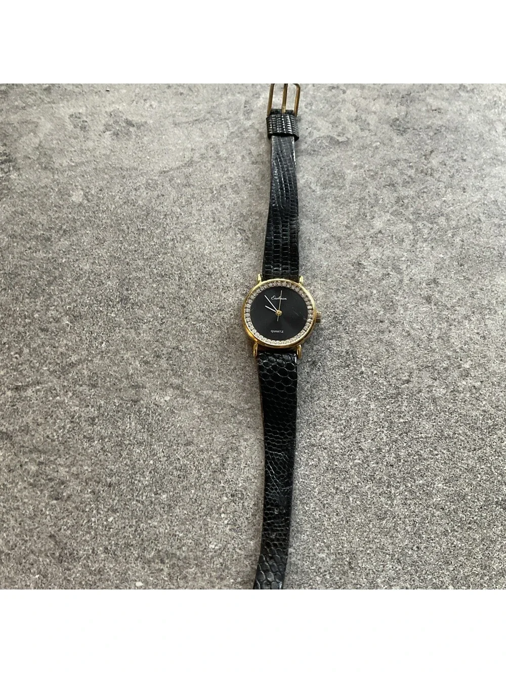 Vintage Eastman Women’s Watch 24mm Gold Tone Case Black Leather Band A12